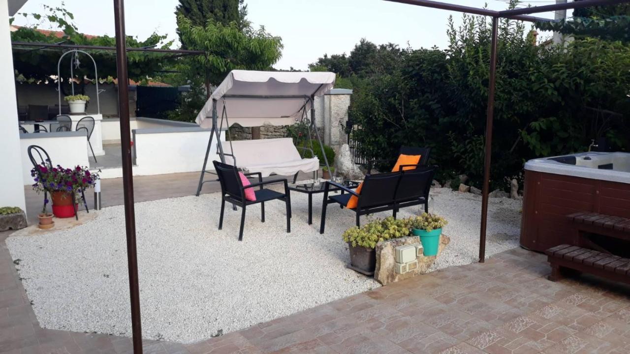 Holiday Home Dioniza Vodnjan Exterior foto